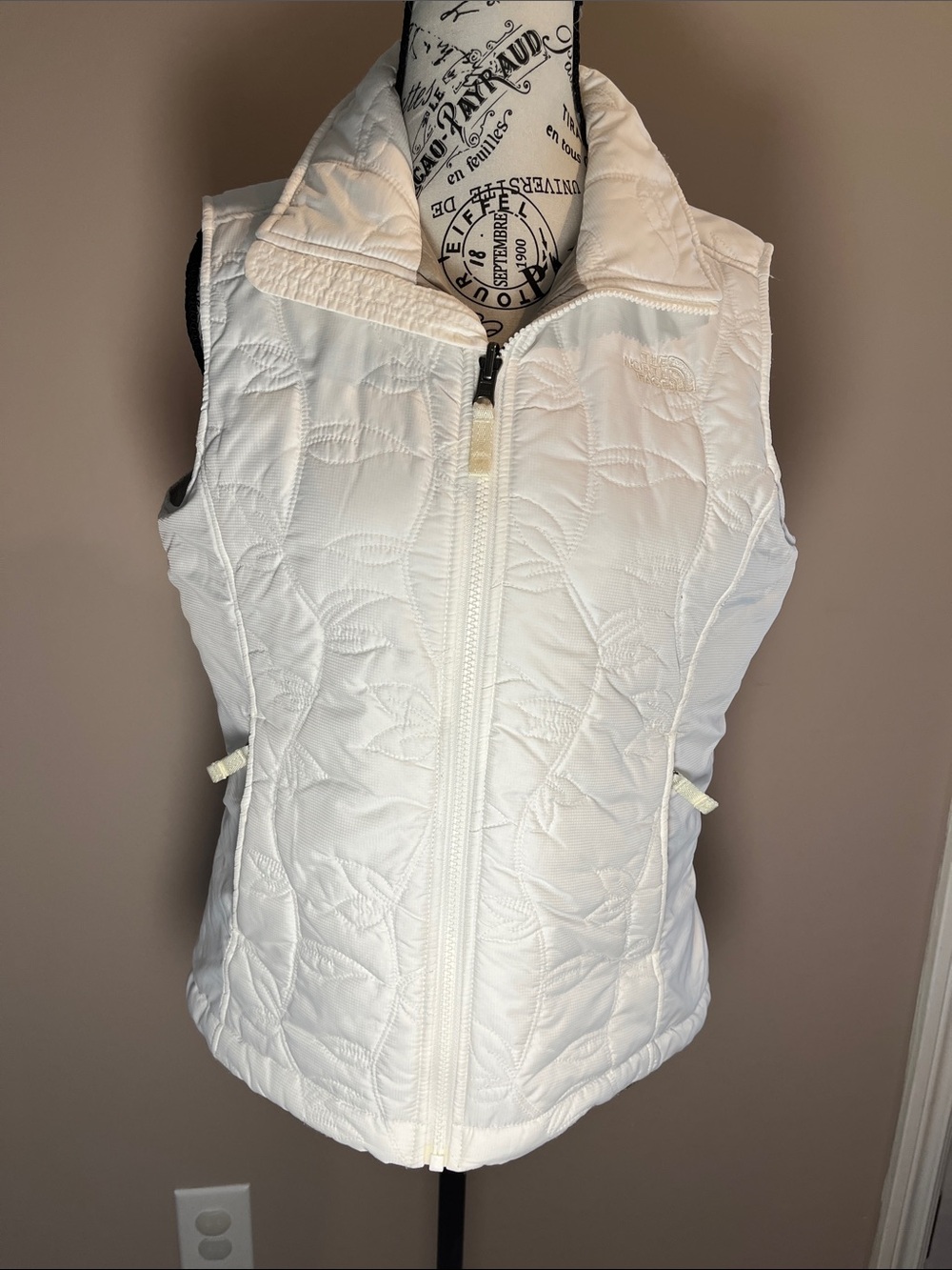 The North Face White Quilted Sleeveless Vest